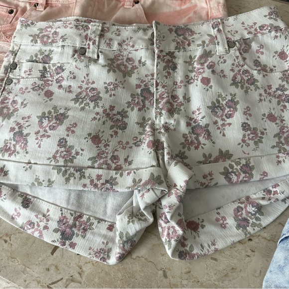 Set of 3 jean shorts - Picture 3 of 8